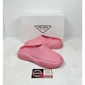 Size 35EU/5W - Prada Rubber Logo Embossed Pink Mule Clogs💗 New/Retail $635!